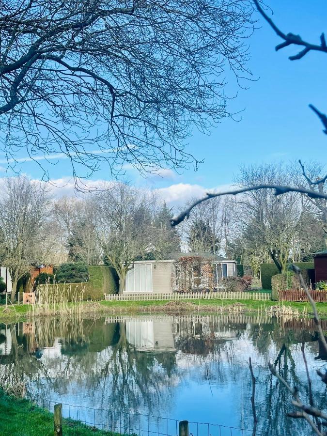 Recreatiepark De Markplas Opheusden Екстериор снимка